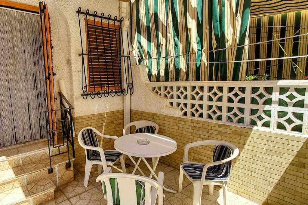 Апартаменти Bungalow Duplex Tibi 3 Санта-Пола Екстер'єр фото